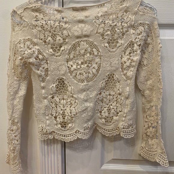 Garage Cream Lace Top - Picture 2 of 3